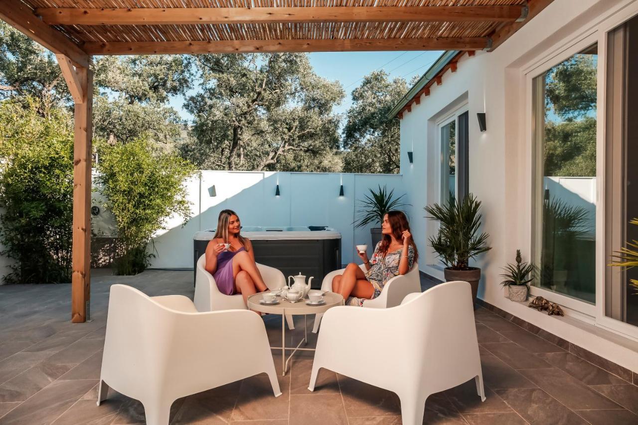 Jacuzzi Deluxe Villa Skala Sotiros Exterior foto